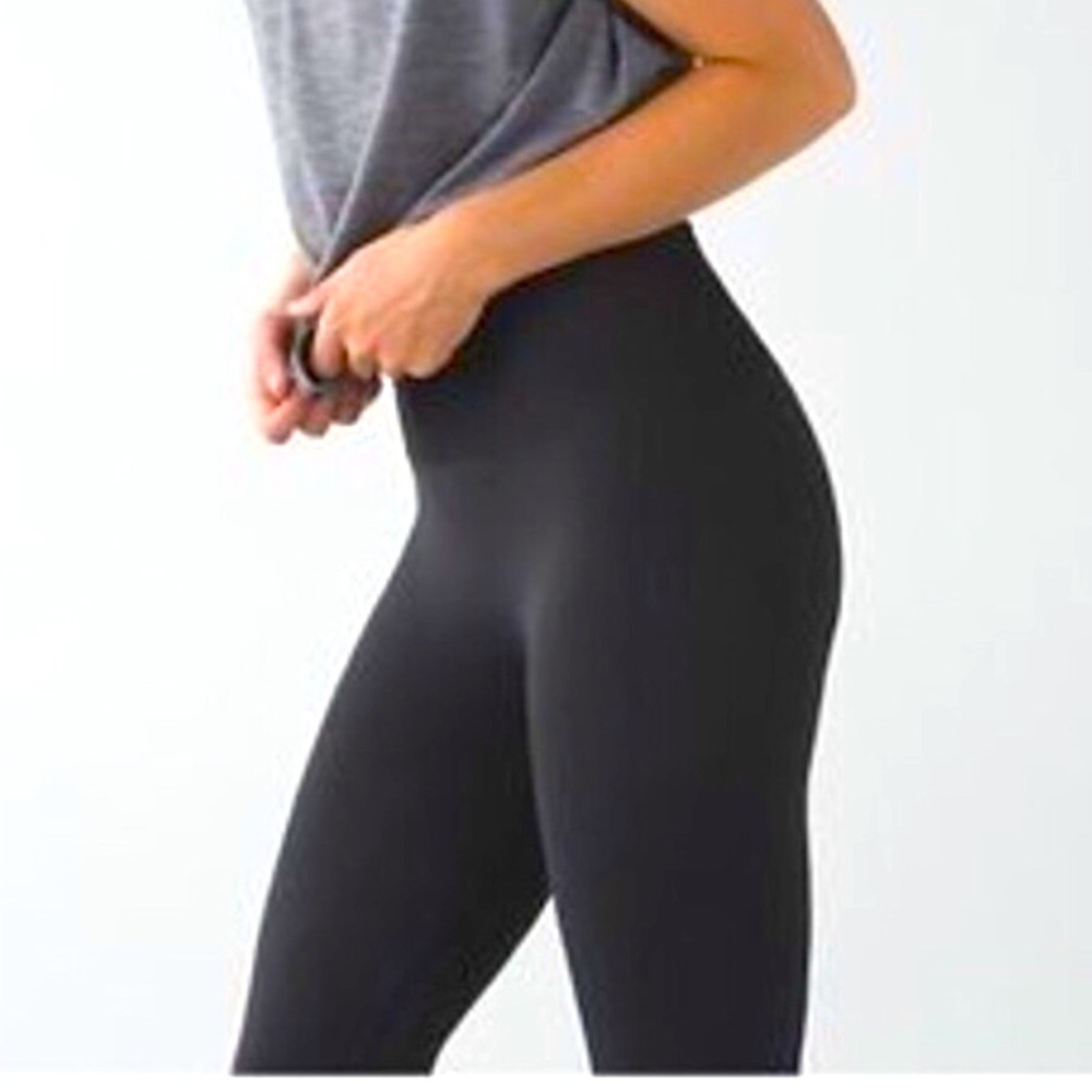 New lululemon zone in crop